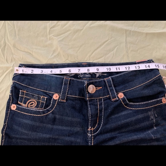 NWT boot cut jeans - Picture 4 of 4